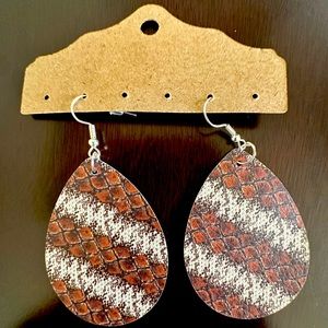 Snakeskin faux leather Earrings 🐍